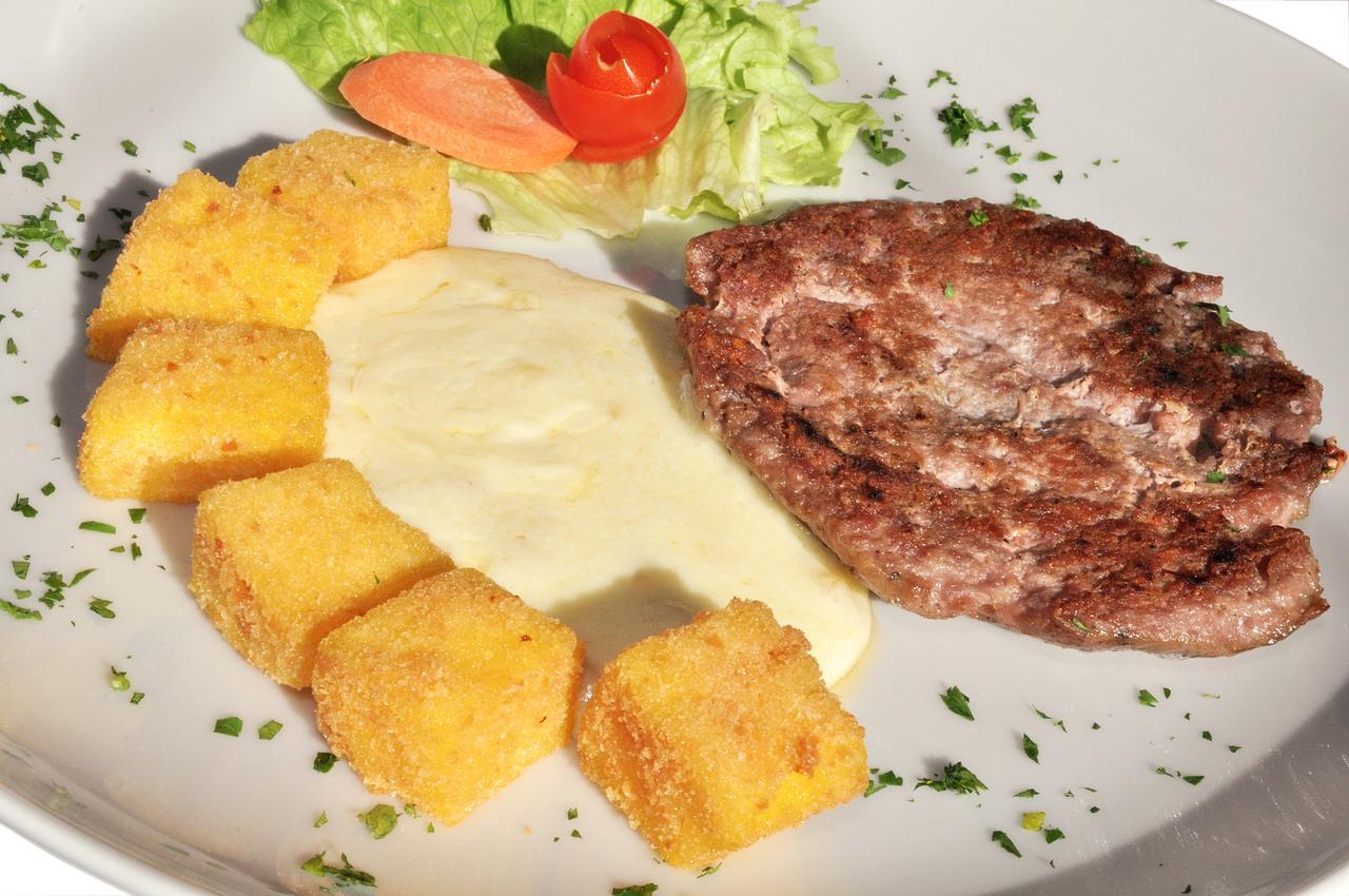 Albergo Antico 프레다초 외부 사진